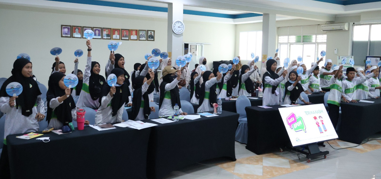 BBPOM di Makassar Bekali Murid MI Cara Memilih Pangan Jajanan yang Aman